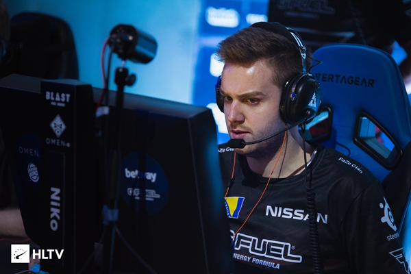 【赛后战报】拒绝让二追三！LGD击败IG挺进季后赛