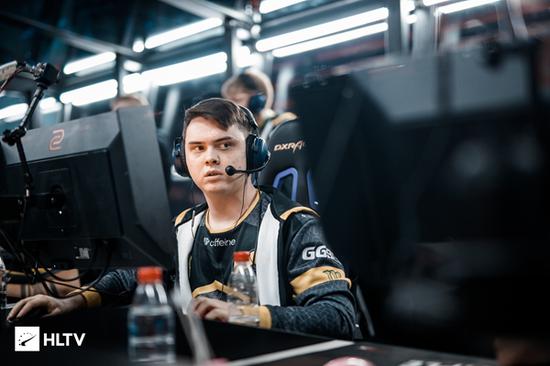 资讯《绝地求生》卡训练界面怎么办？新手训练黑屏解决方法分享